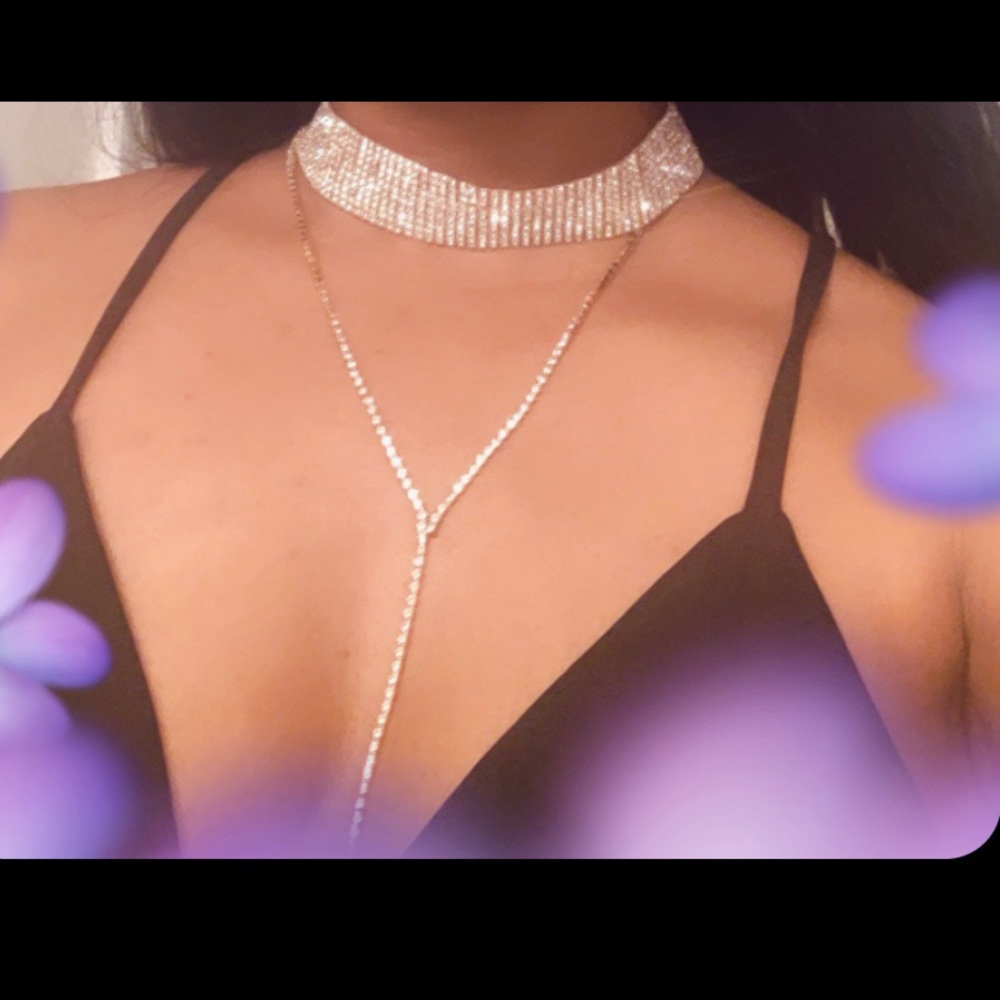 Chocker necklace